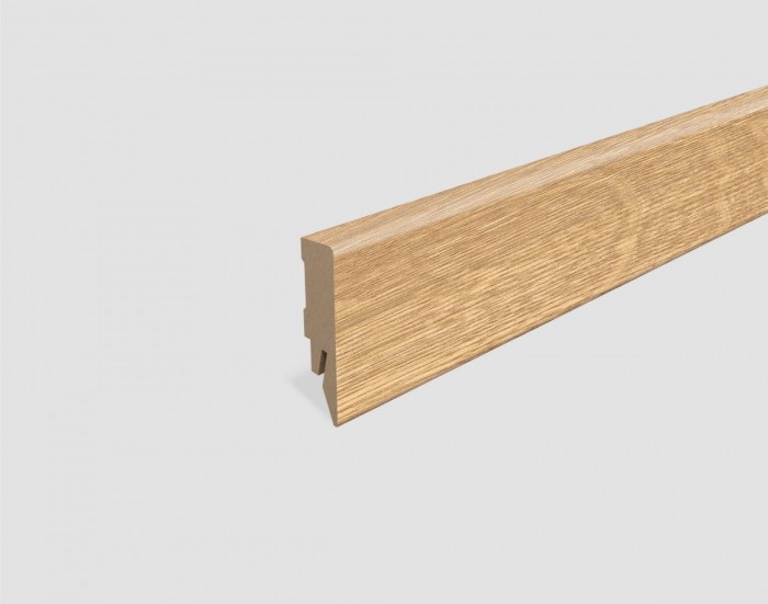 SOKLOVÁ LIŠTA EGGER