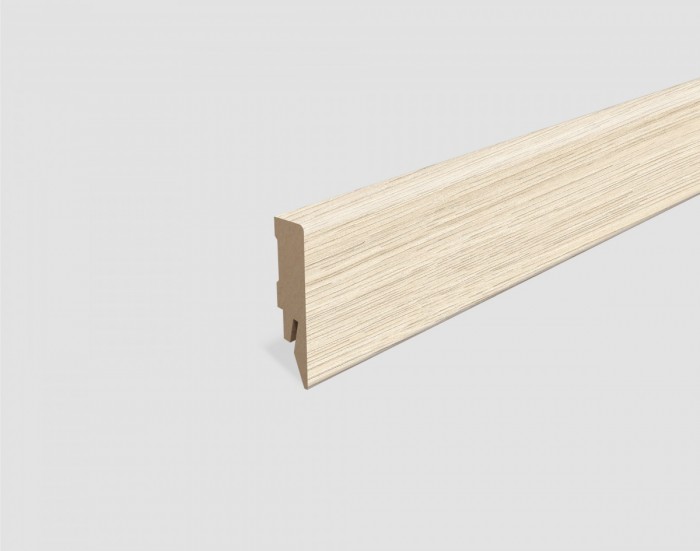 SOKLOVÁ LIŠTA EGGER