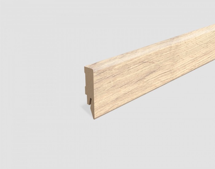 SOKLOVÁ LIŠTA EGGER