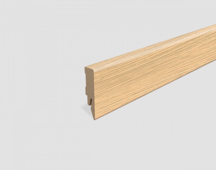 SOKLOVÁ LIŠTA EGGER