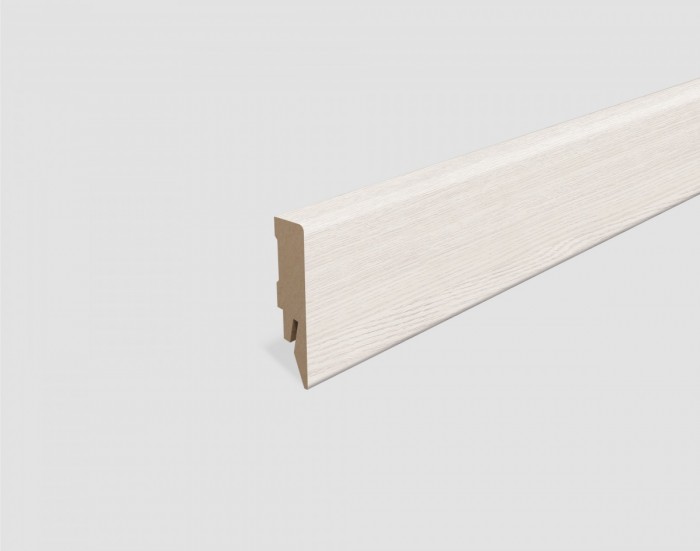 SOKLOVÁ LIŠTA EGGER