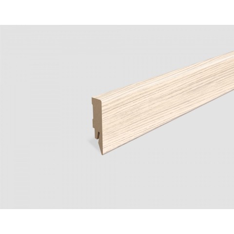 SOKLOVÁ LIŠTA EGGER